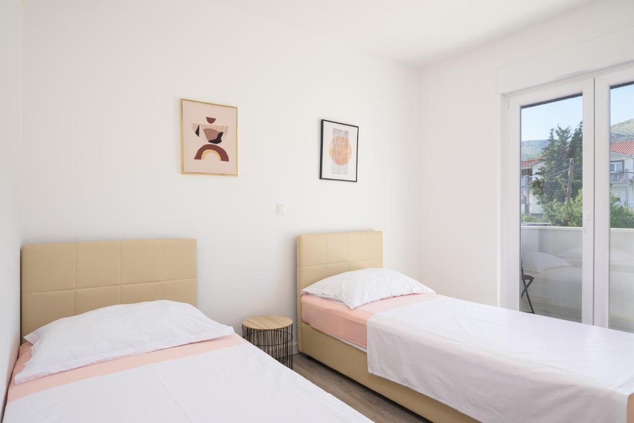 Apartman Franka Трогір Екстер'єр фото